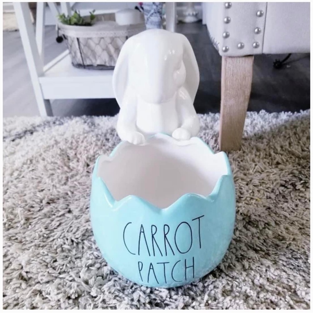 Rae Dunn carrot patch planter